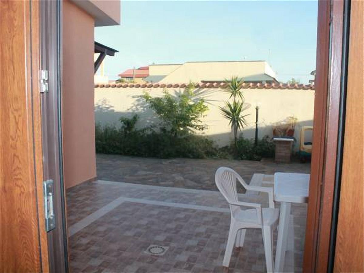 B&B Fiumicino Airport Resort Esterno foto