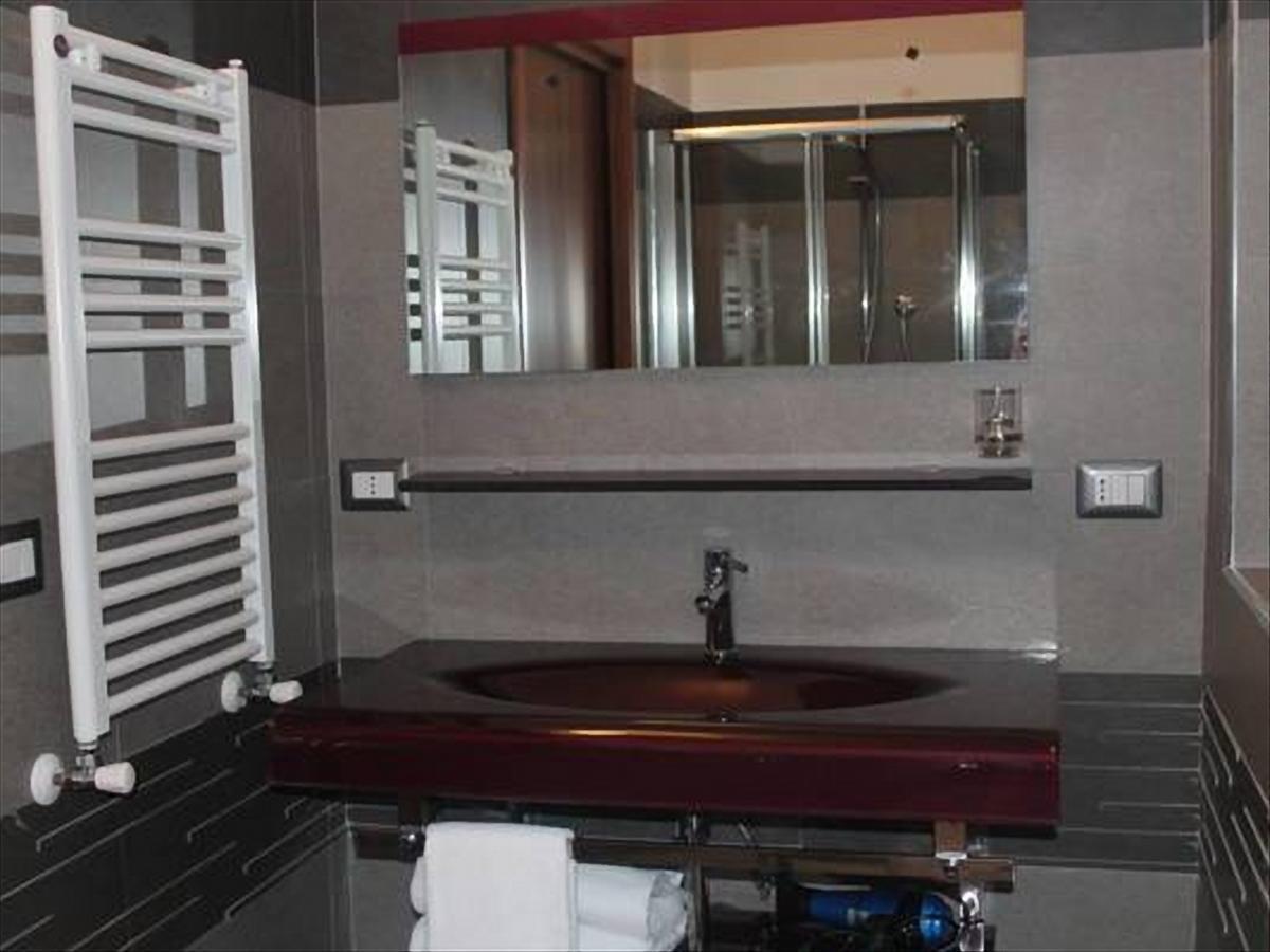 B&B Fiumicino Airport Resort Esterno foto